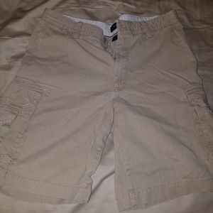Men's Izod Cargo Shorts Sz 36